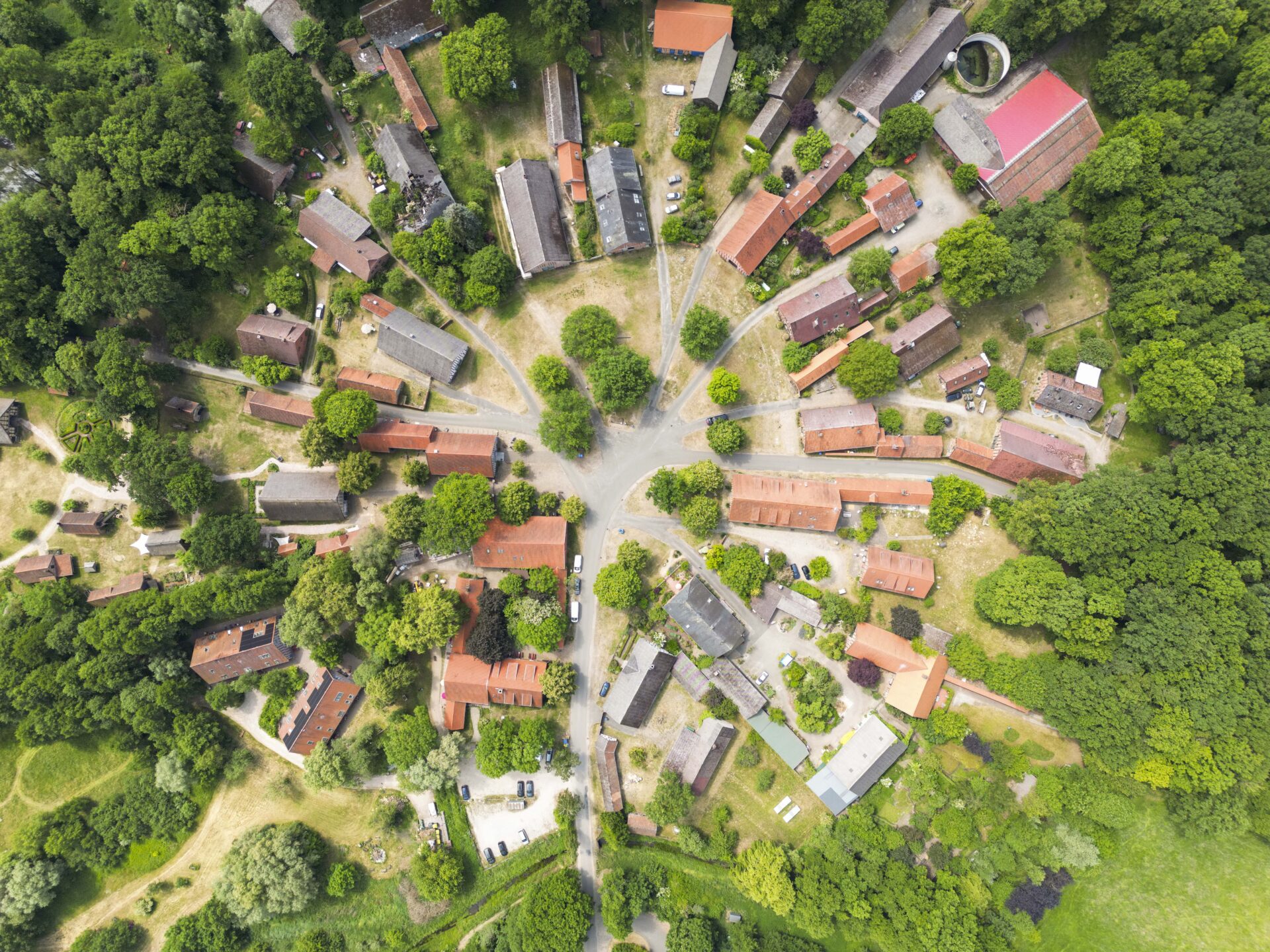 Rundlingsdorf Lübeln im Frühling aus der Luft aufgenommen